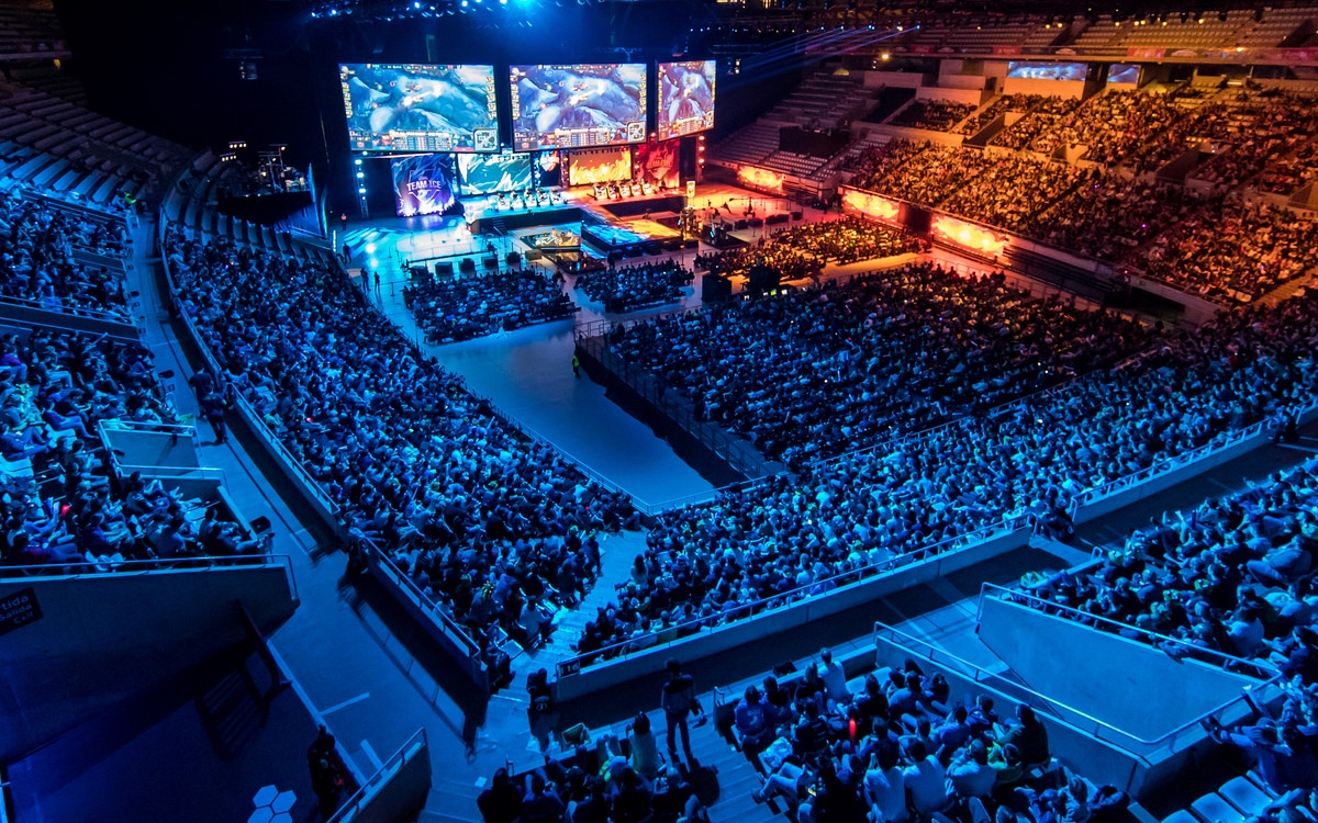 英雄联盟S12八强抽签已定，第一轮没有内战！